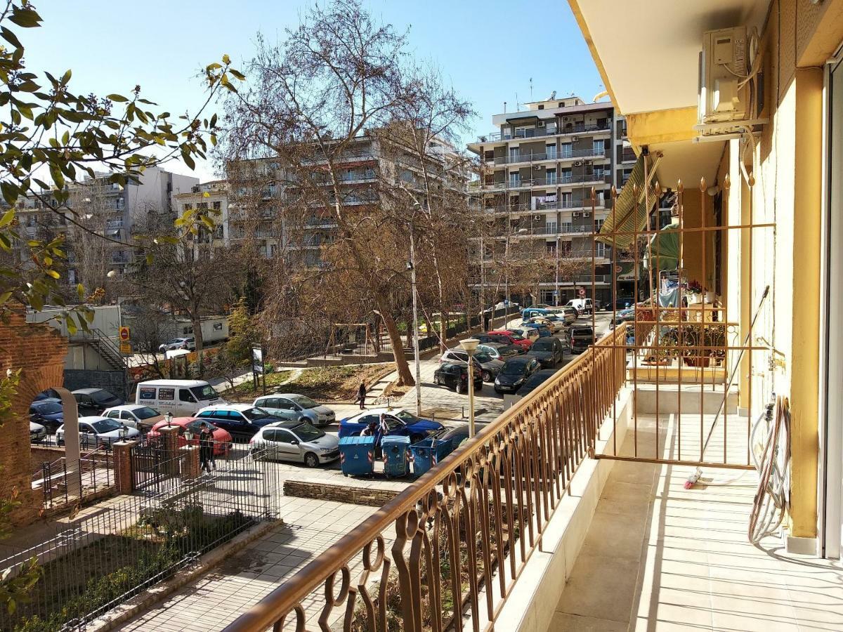 Metro Apartment Thessaloniki Exterior foto