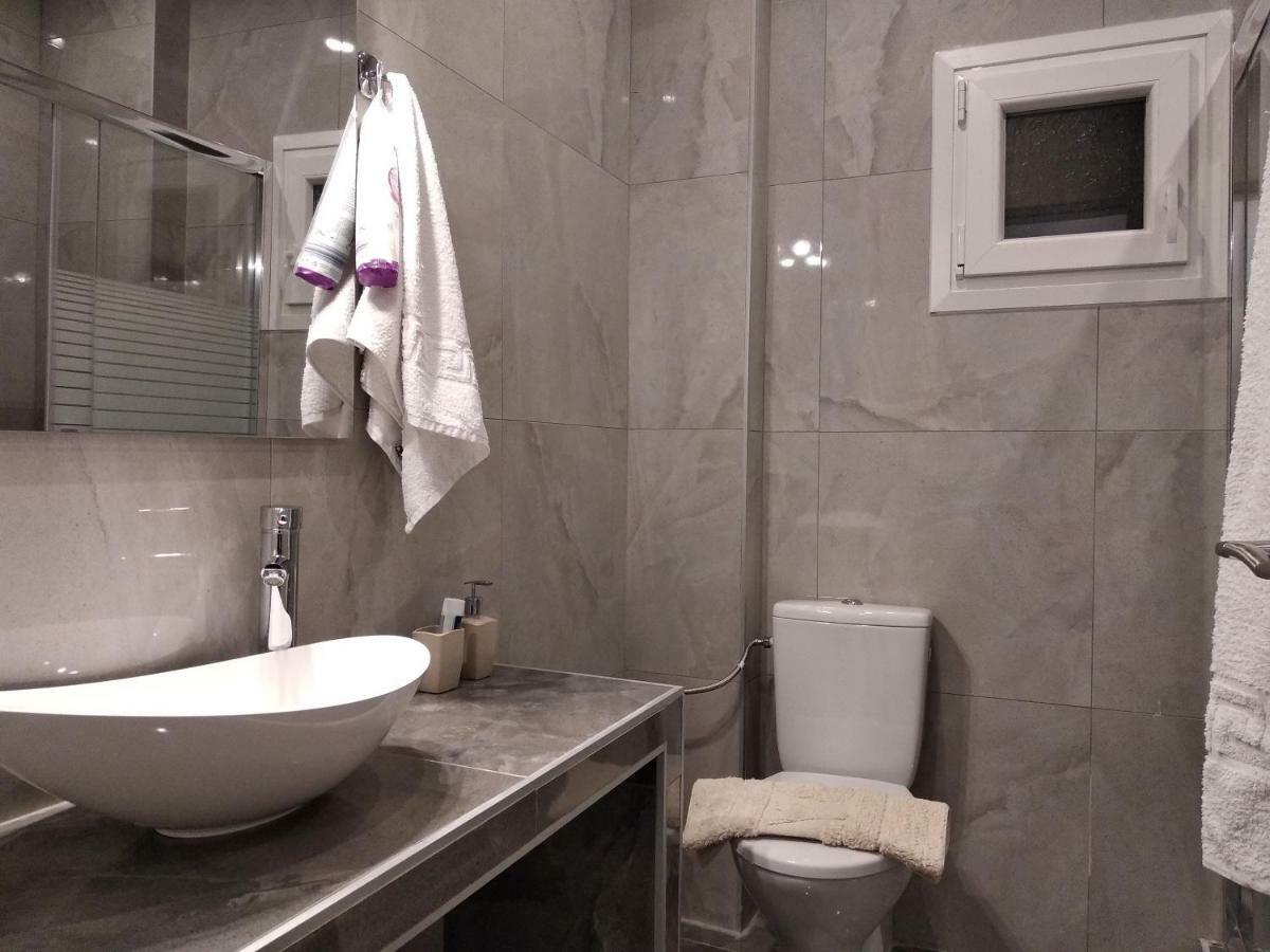 Metro Apartment Thessaloniki Exterior foto