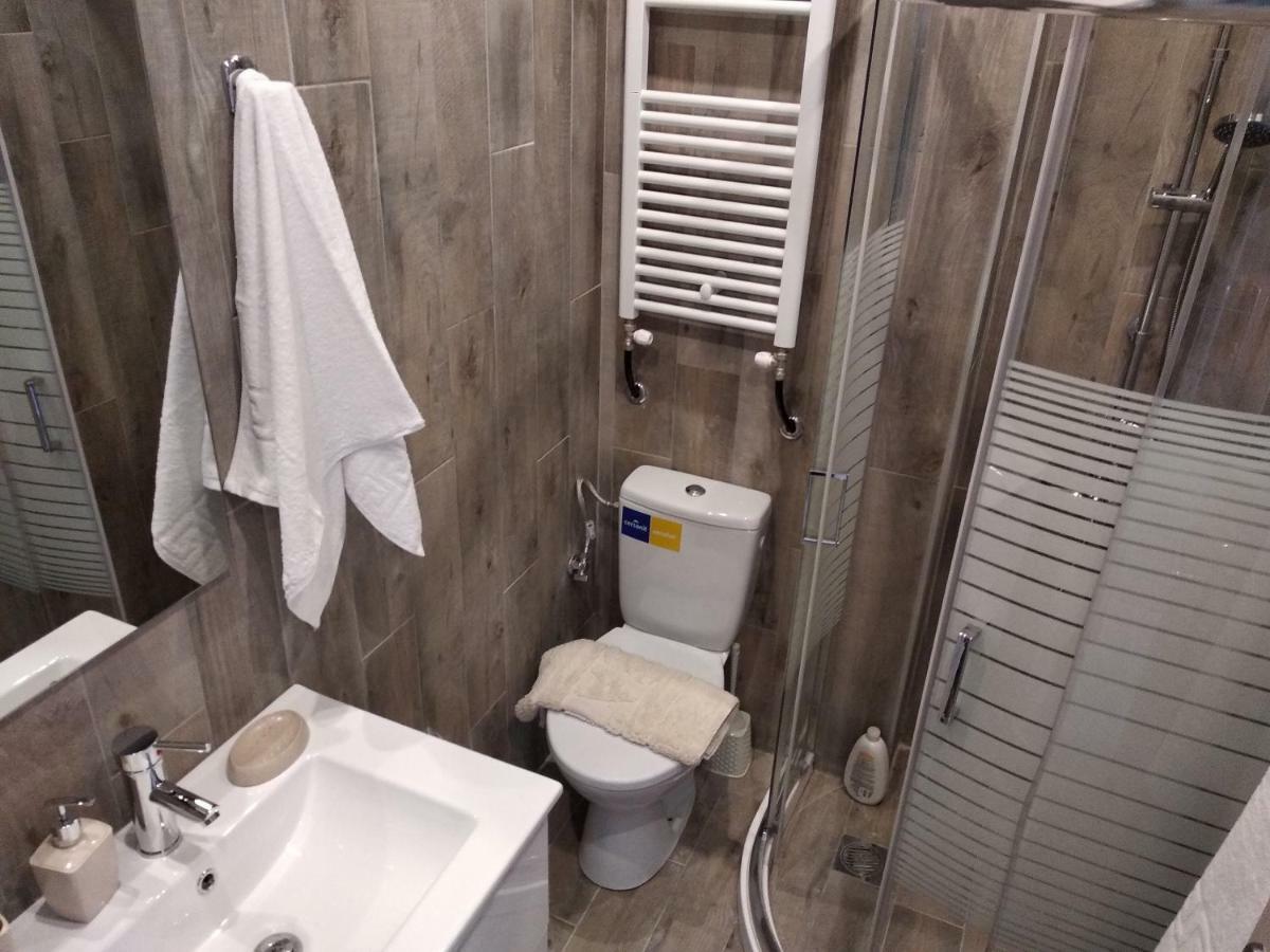 Metro Apartment Thessaloniki Exterior foto